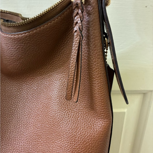 Coach Val Duffle bag gorgeous bag authenticated paperwork included 💕 - Picture 2 of 16